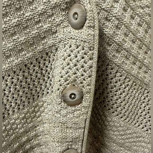 Vintage 90s LizSport Womens Size Medium Textured Oatmeal Tan Cardigan Sweater - Picture 6 of 8